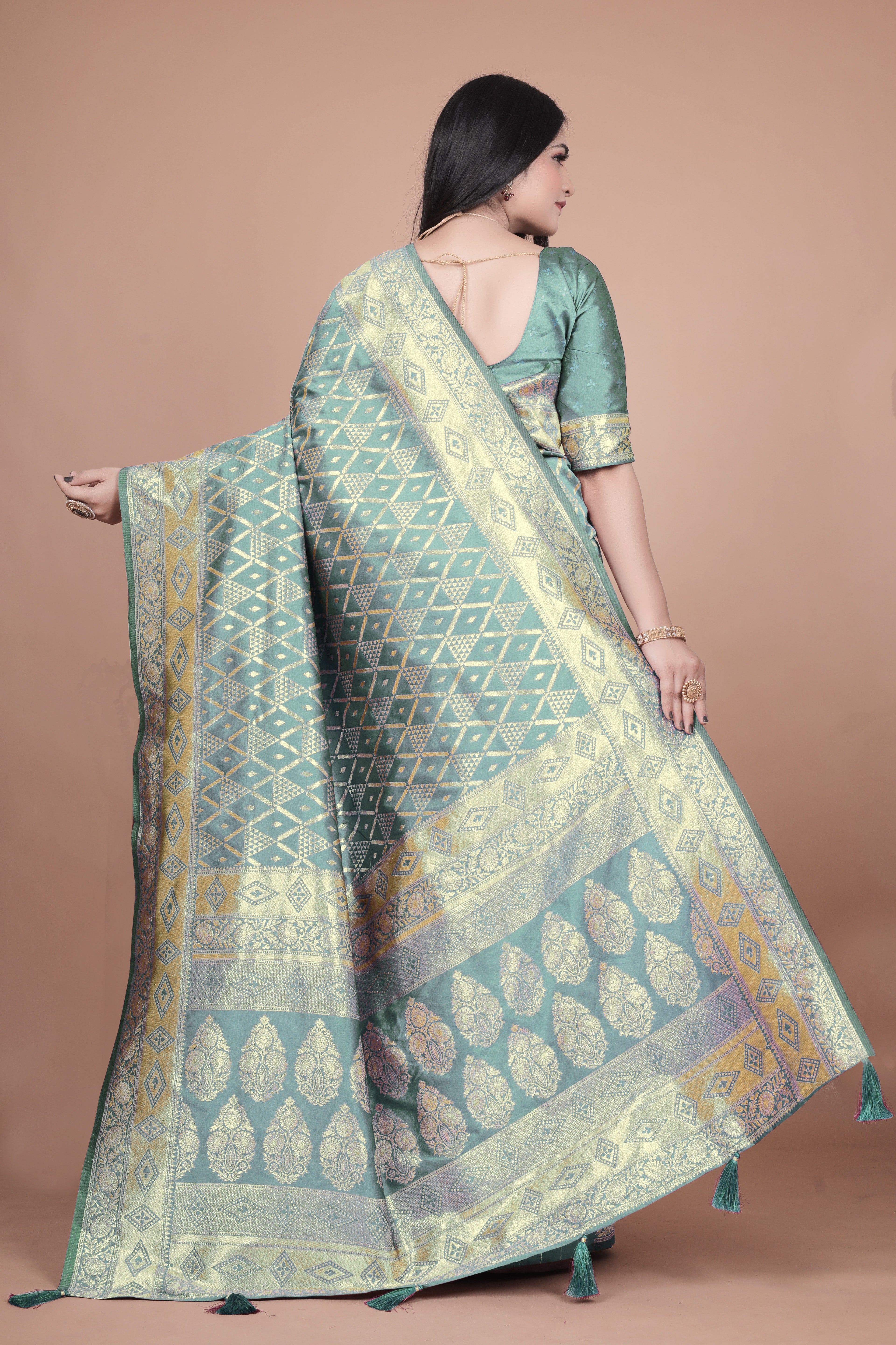 Mauve Banarasi Silk Saree with Silver Zari Elegance With 4 color option